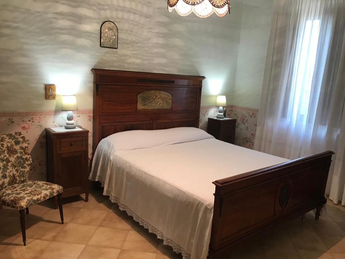 Villa Milici Campobello di Licata Luaran gambar
